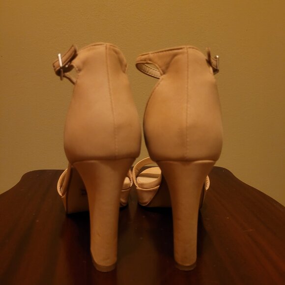 Tan 4" Block Heel Sandals - Picture 5 of 7